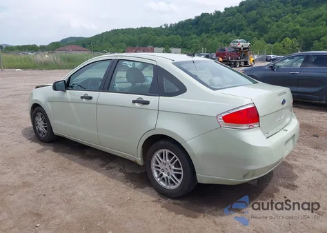 2010 Ford Focus Se z USA, uszkodzony, nr VIN 1FAHP3FN0AW193127